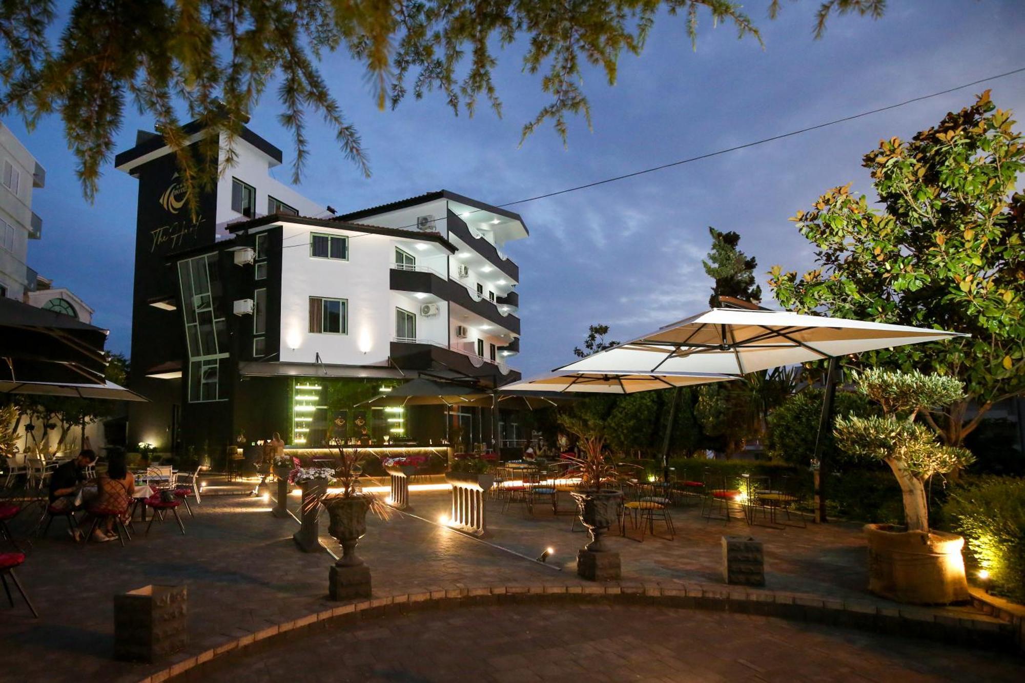 Hotel The Hart Vlorë Exterior foto